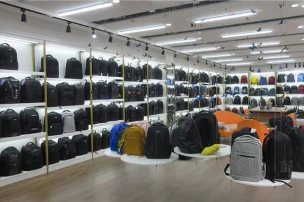 backpack sample room